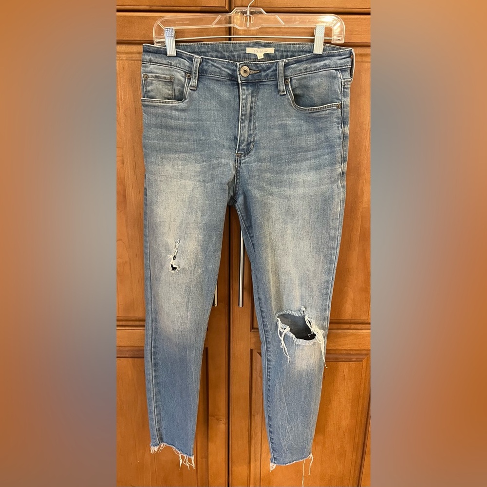 STS Blue High- Rise Distressed Ankle Jeans | Size 29/8